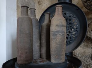 photo bouteilles d'eau de vie